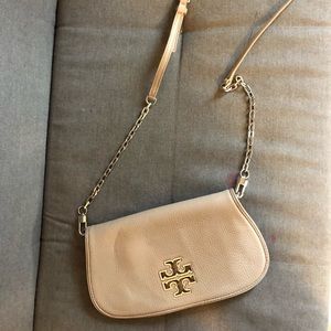 EUC Tory Burch Britten Purse/Clutch
